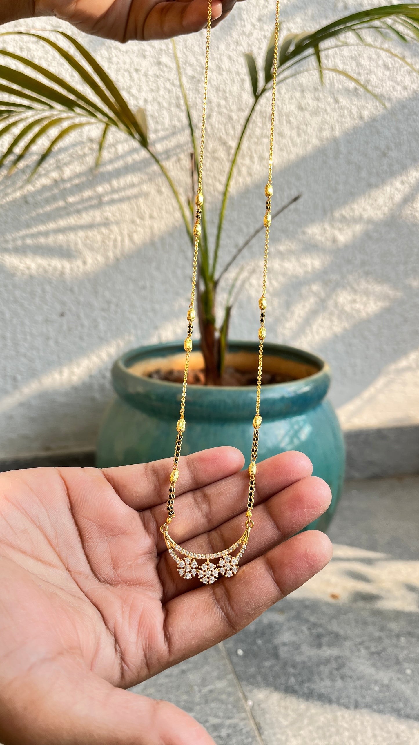 Gargi Short Mangalsutra with beautiful flower pendant