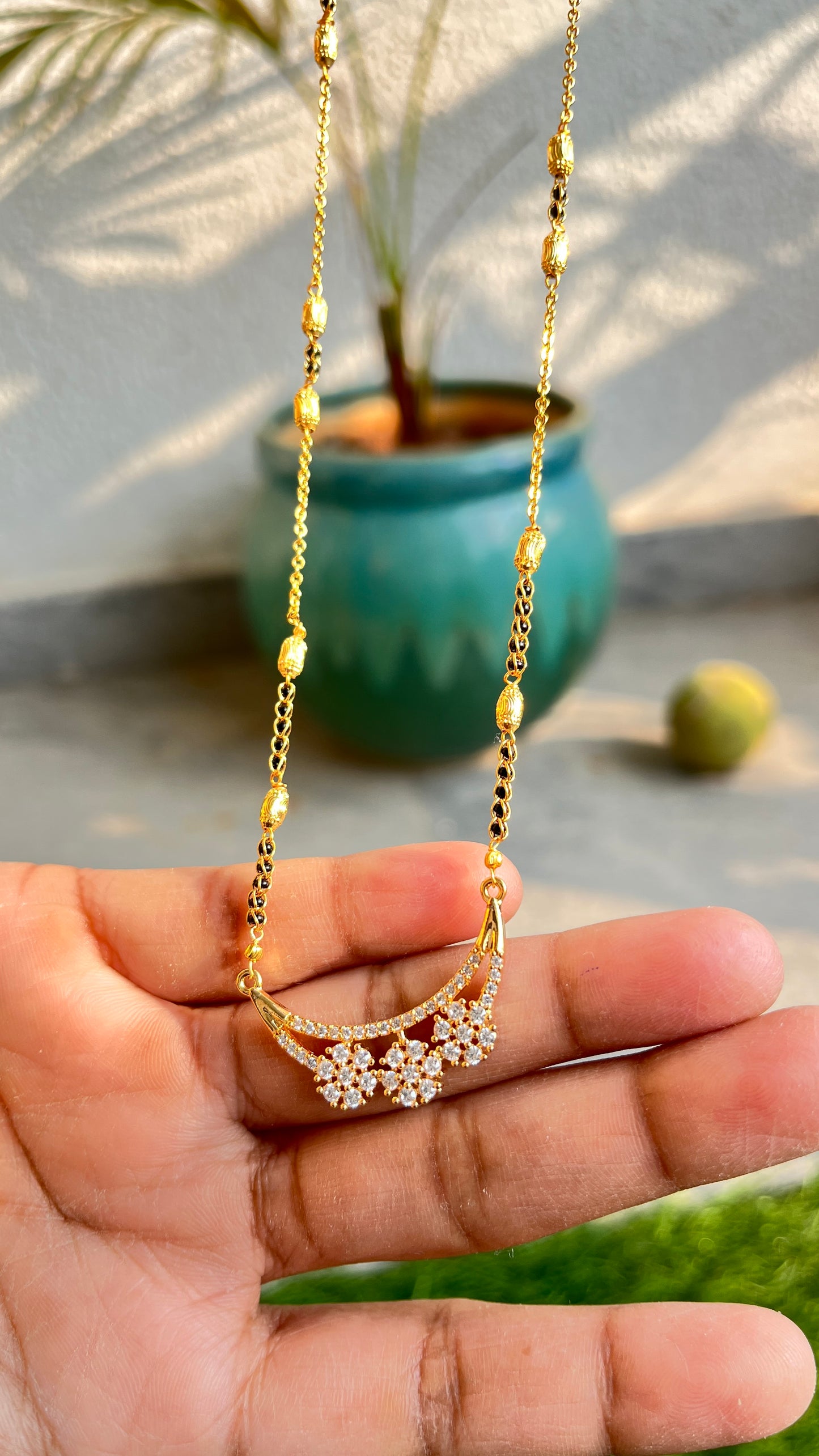 Gargi Short Mangalsutra with beautiful flower pendant